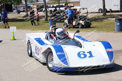 media/Apr-30-2022-CalClub SCCA (Sat) [[98b58ad398]]/Around the Pits/